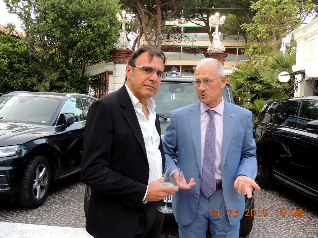 Foto n.1 - (Cliccare per chiudere la finestra)