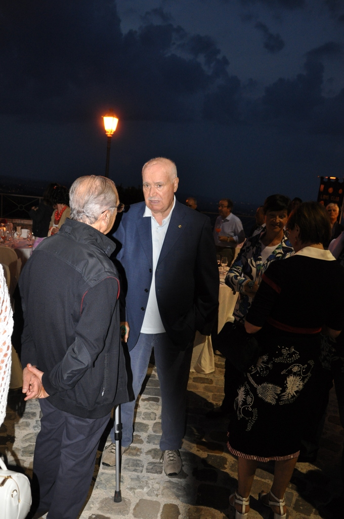 Foto n.2 - (Cliccare per chiudere la finestra)
