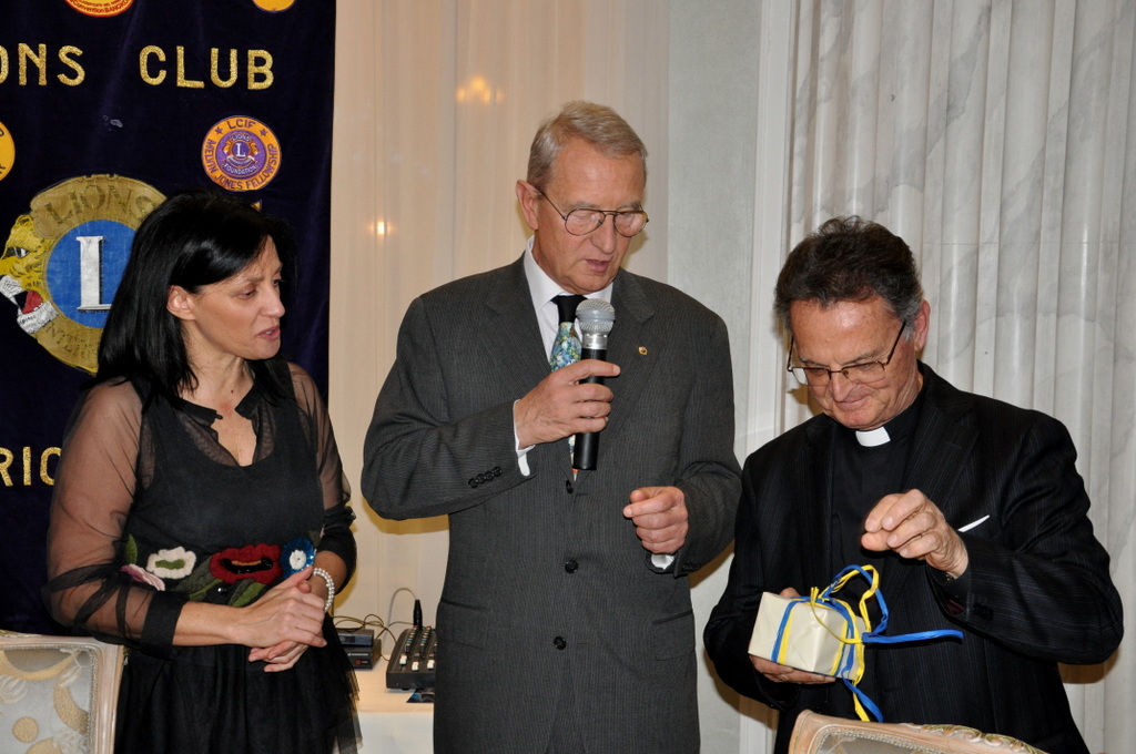 Foto n.4 - (Cliccare per chiudere la finestra)