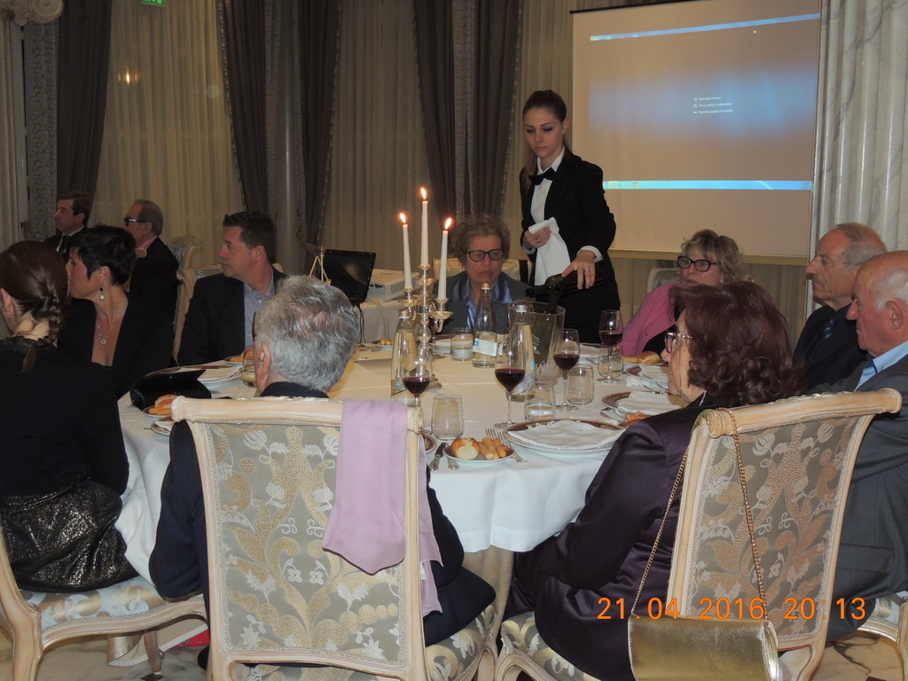 Foto n.4 - (Cliccare per chiudere la finestra)