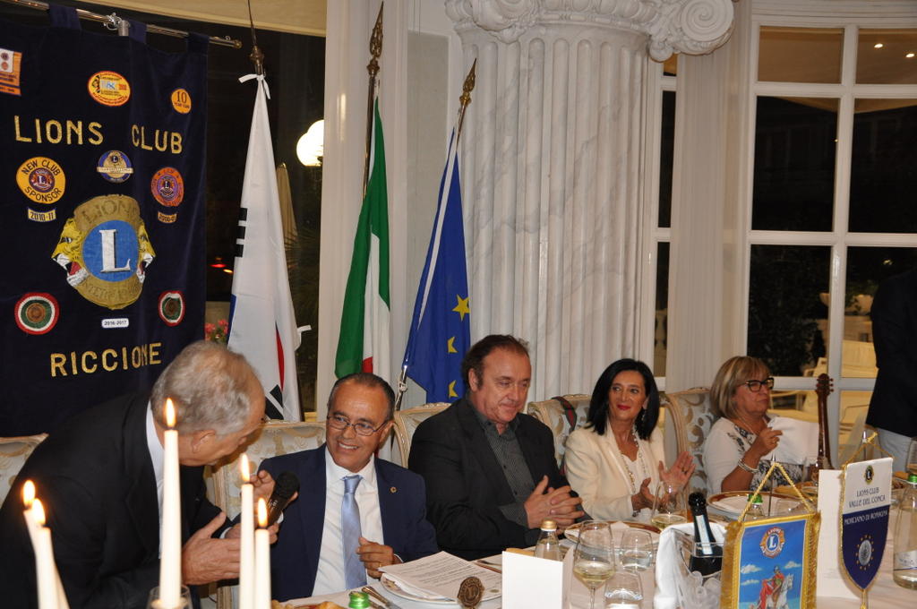 Foto n.5 - (Cliccare per chiudere la finestra)