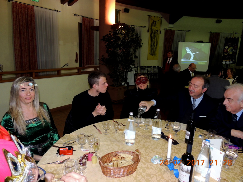 Foto n.7 - (Cliccare per chiudere la finestra)