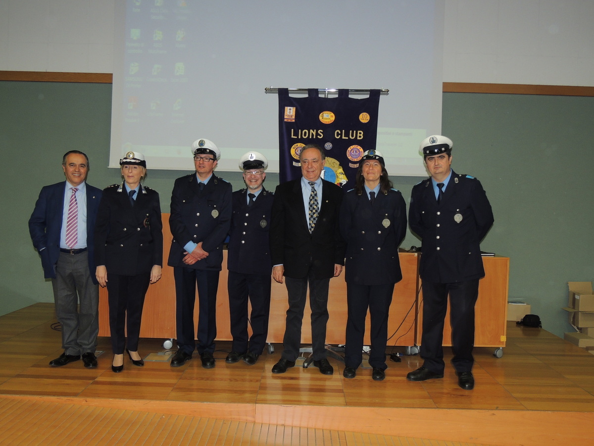 Foto n.8 - (Cliccare per chiudere la finestra)