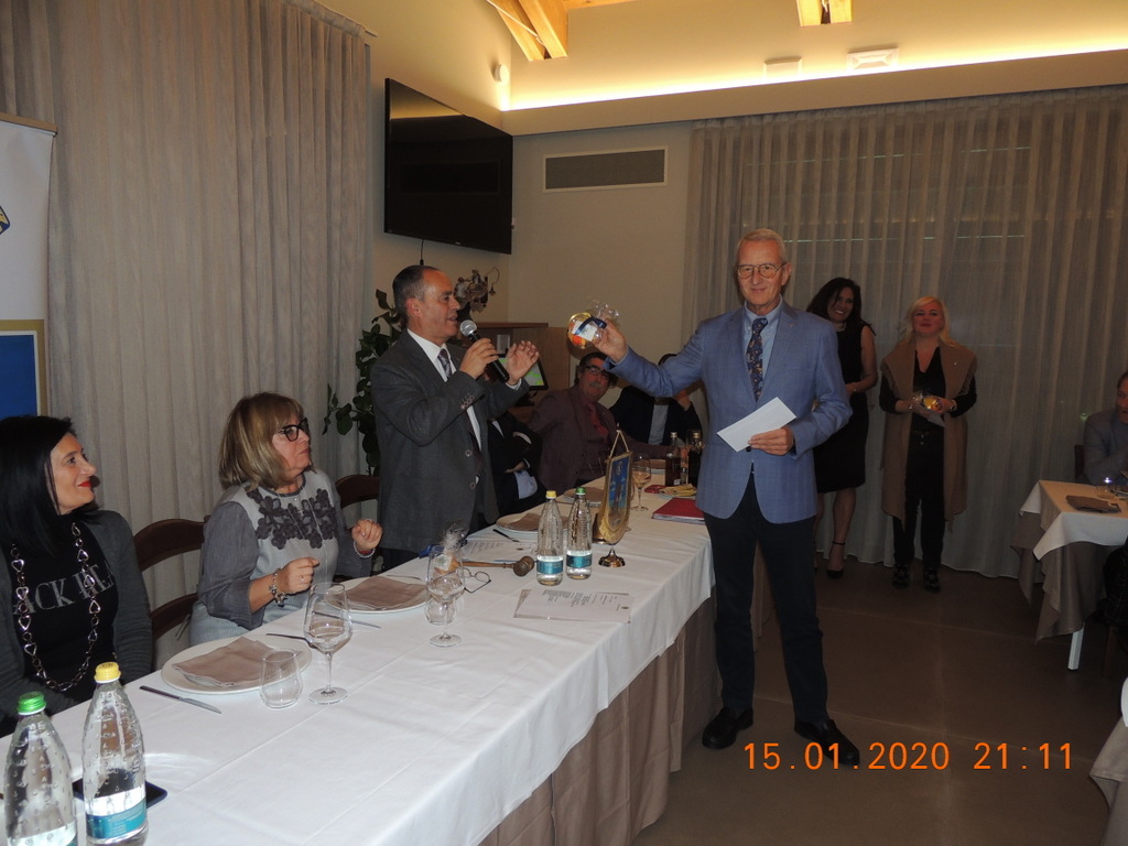 Foto n.9 - (Cliccare per chiudere la finestra)