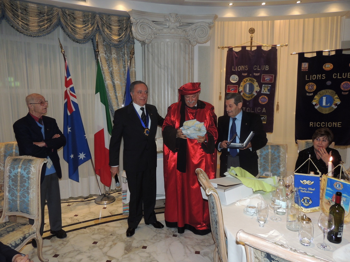 Foto n.12 - (Cliccare per chiudere la finestra)