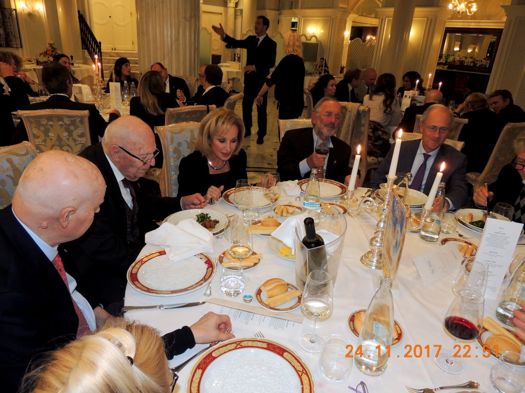 Foto n.15 - (Cliccare per chiudere la finestra)