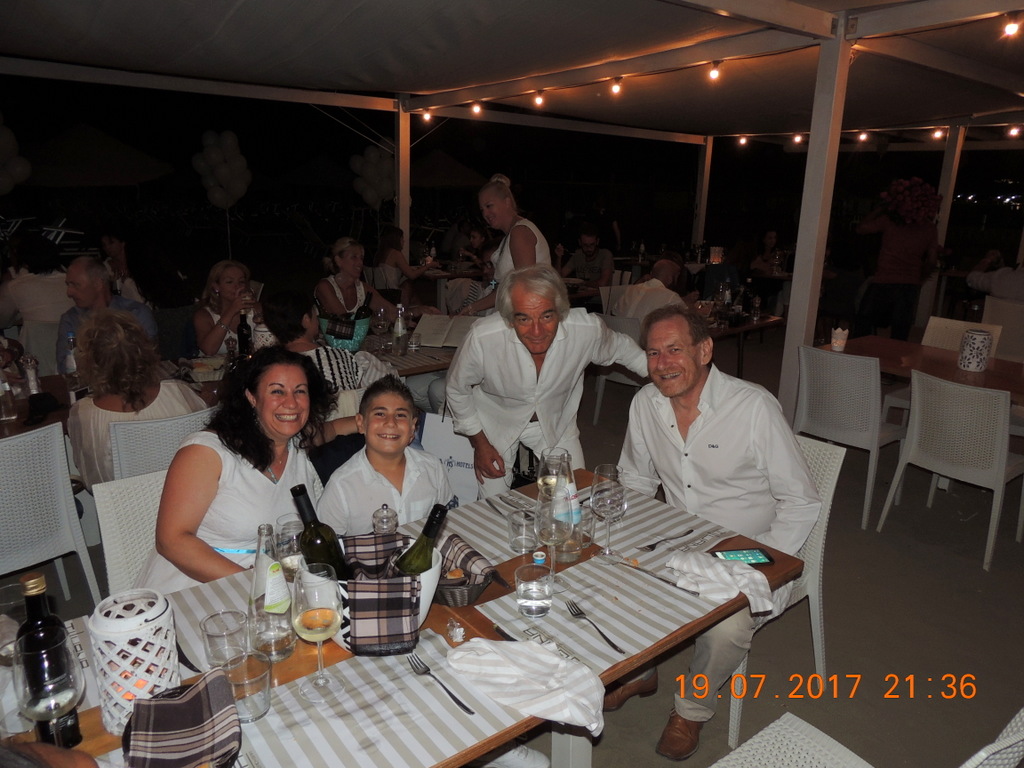 Foto n.16 - (Cliccare per chiudere la finestra)
