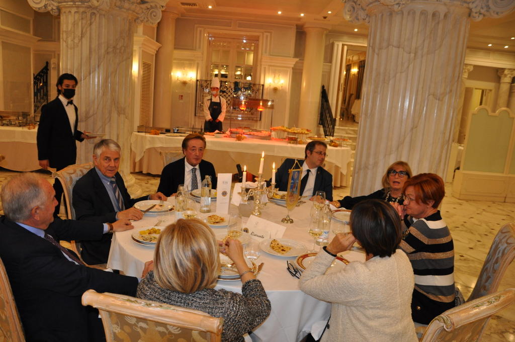 Foto n.18 - (Cliccare per chiudere la finestra)