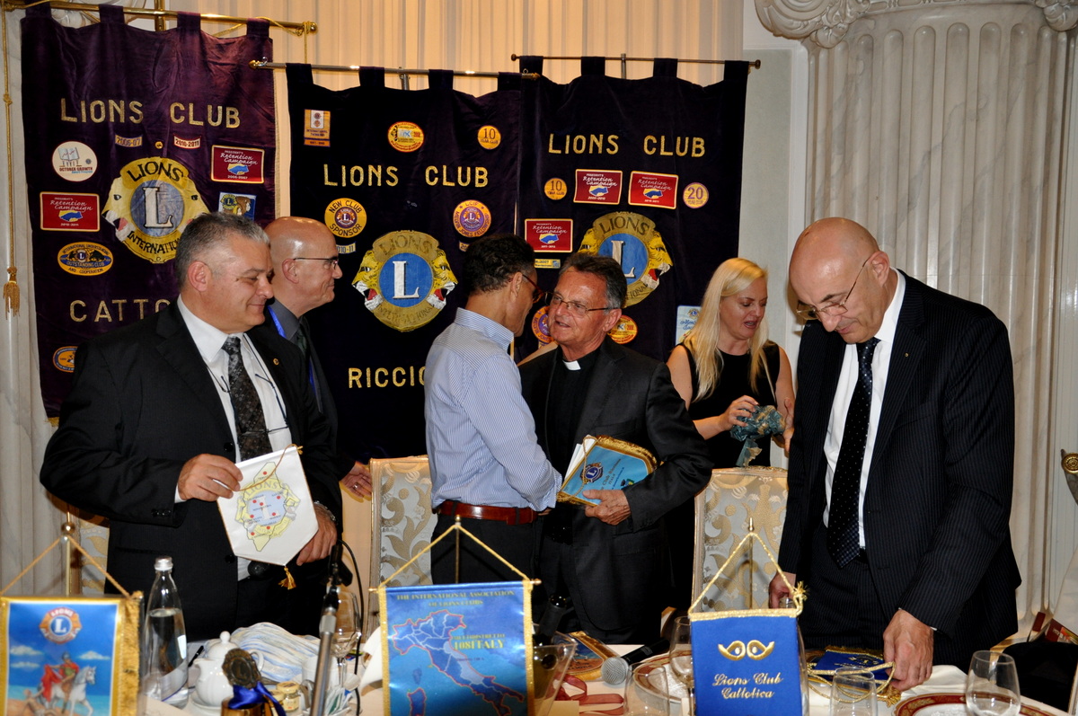 Foto n.19 - (Cliccare per chiudere la finestra)