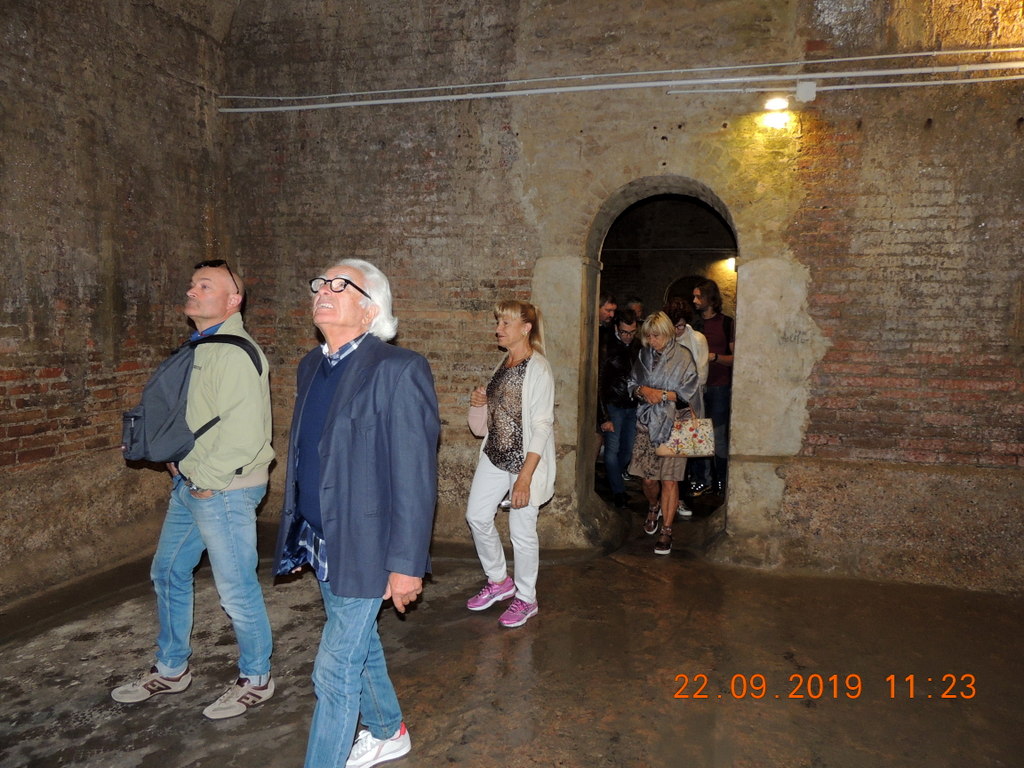 Foto n.33 - (Cliccare per chiudere la finestra)