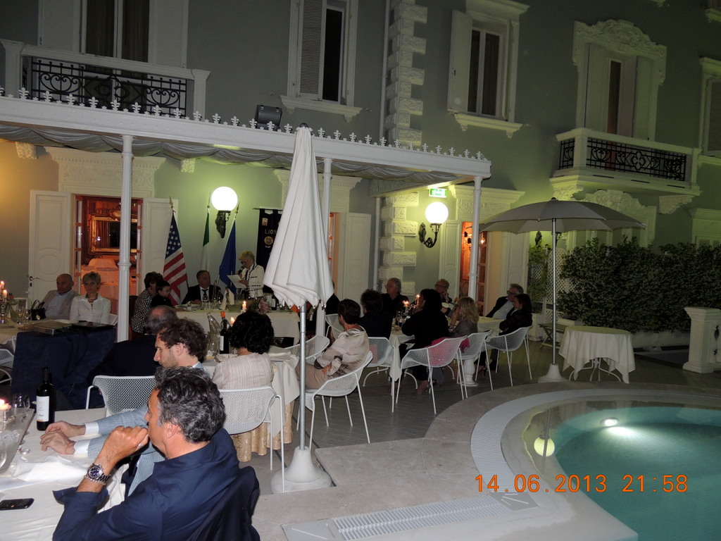 Foto n.34 - (Cliccare per chiudere la finestra)