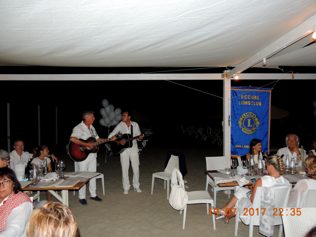 Foto n.34 - (Cliccare per chiudere la finestra)