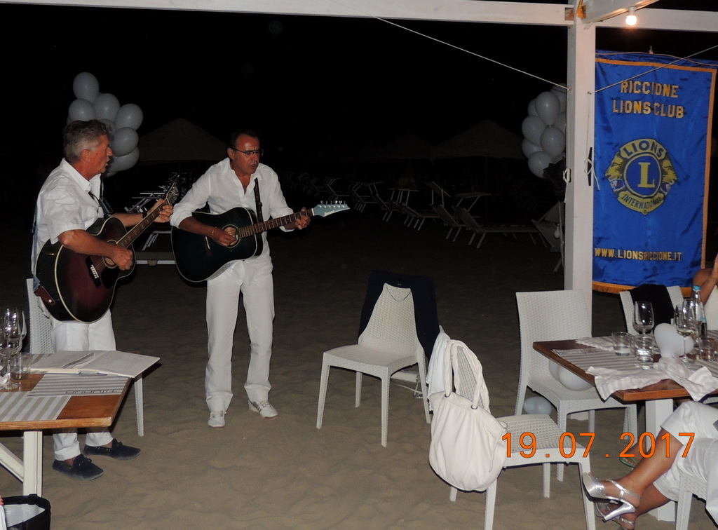 Foto n.35 - (Cliccare per chiudere la finestra)