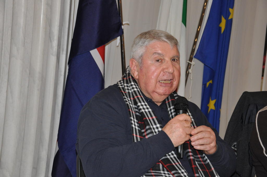 Foto n.37 - (Cliccare per chiudere la finestra)