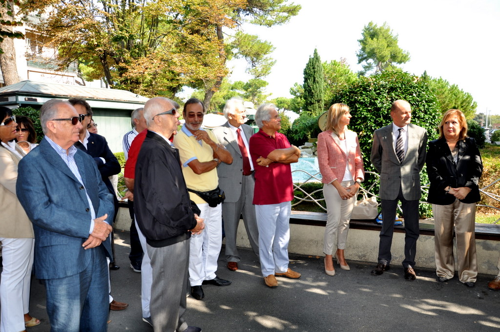 Foto n.4 - (Cliccare per chiudere la finestra)