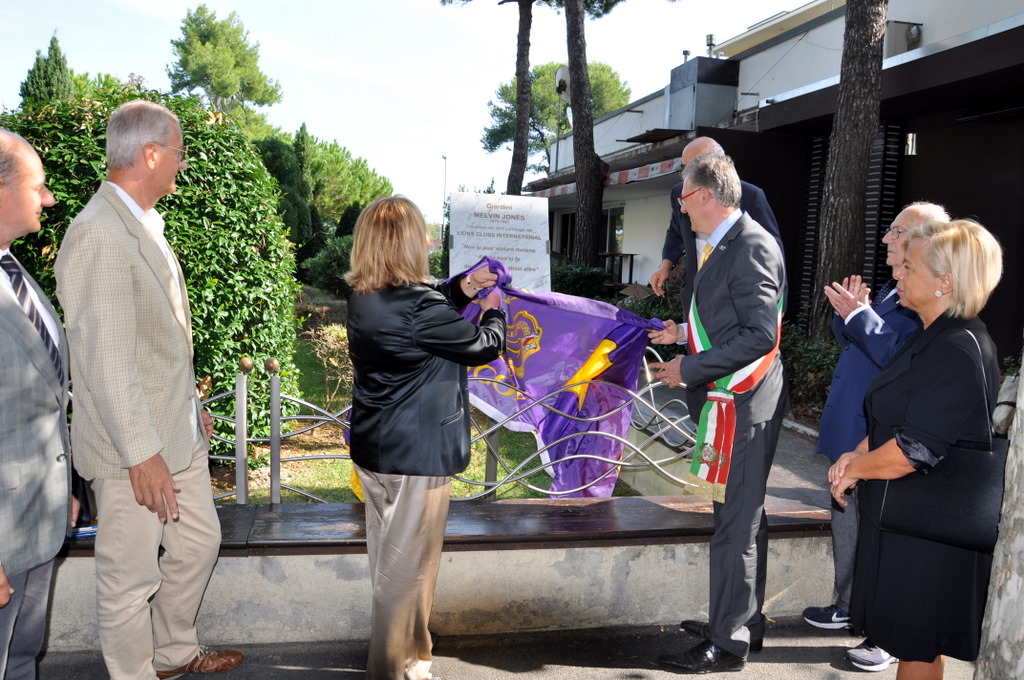 Foto n.7 - (Cliccare per chiudere la finestra)