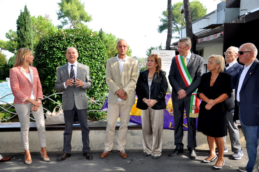 Foto n.12 - (Cliccare per chiudere la finestra)