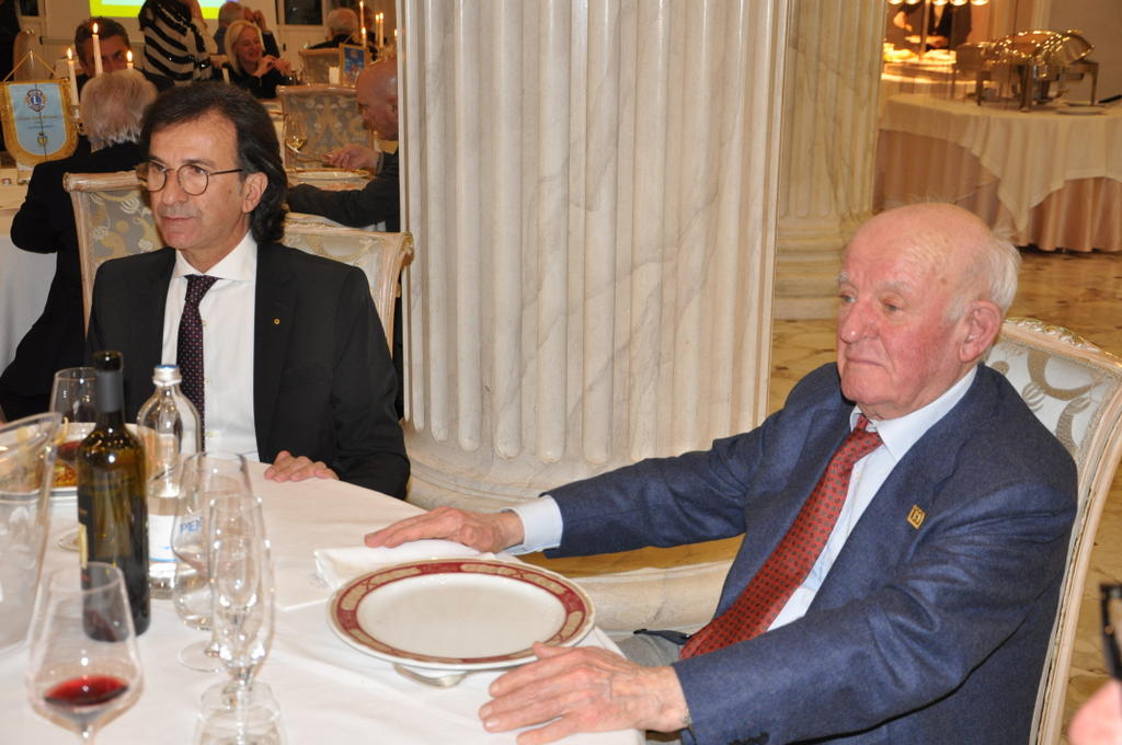 Foto n.16 - (Cliccare per chiudere la finestra)