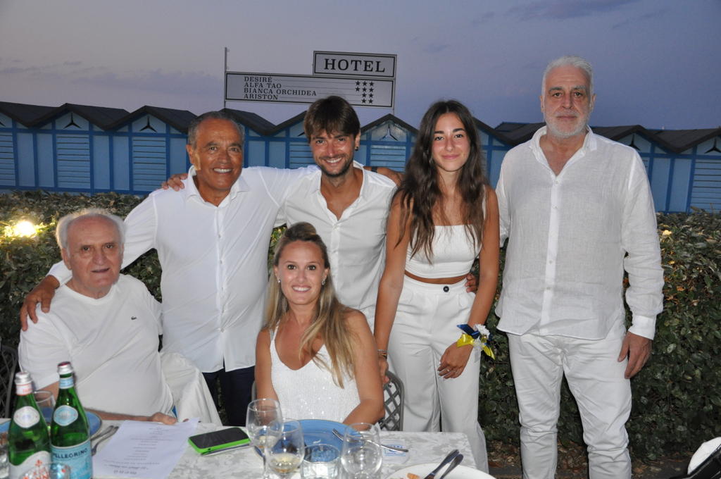 Foto n.50 - (Cliccare per chiudere la finestra)