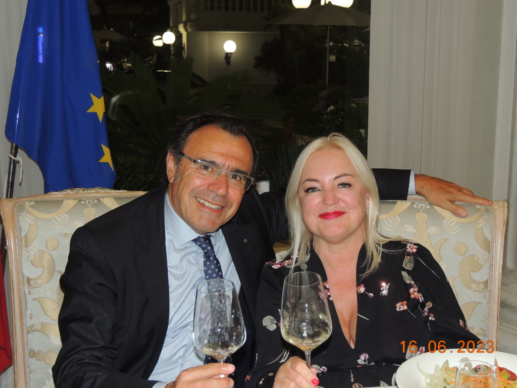 Foto n.64 - (Cliccare per chiudere la finestra)