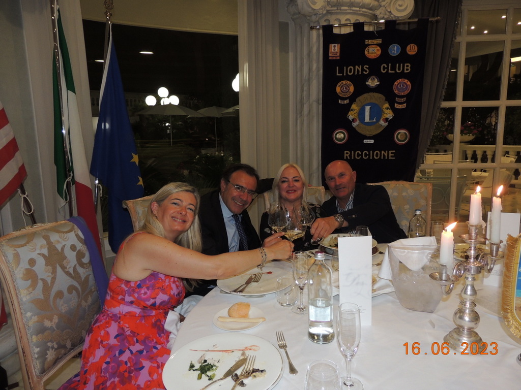Foto n.65 - (Cliccare per chiudere la finestra)