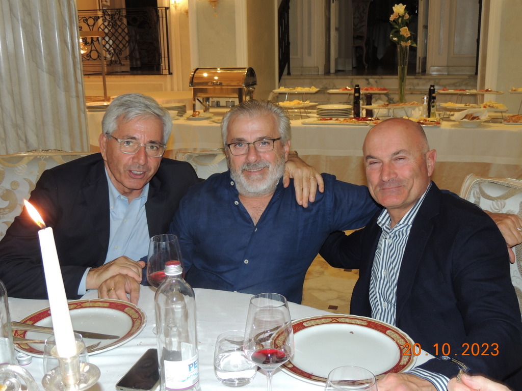 Foto n.24 - (Cliccare per chiudere la finestra)