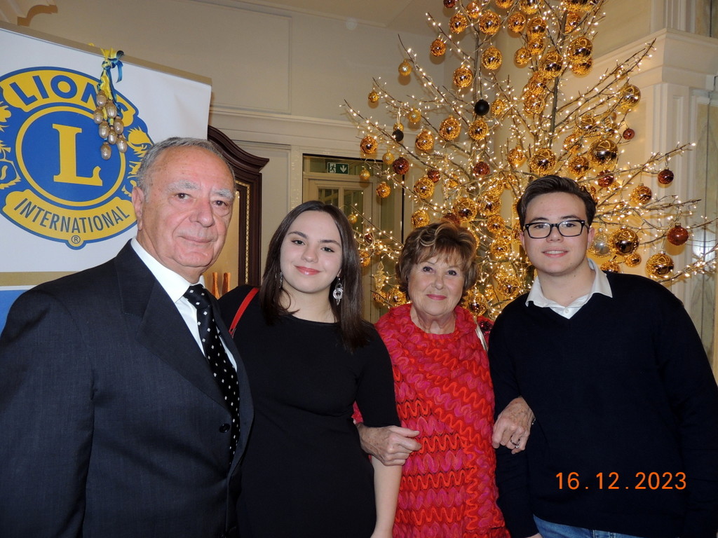 Foto n.24 - (Cliccare per chiudere la finestra)