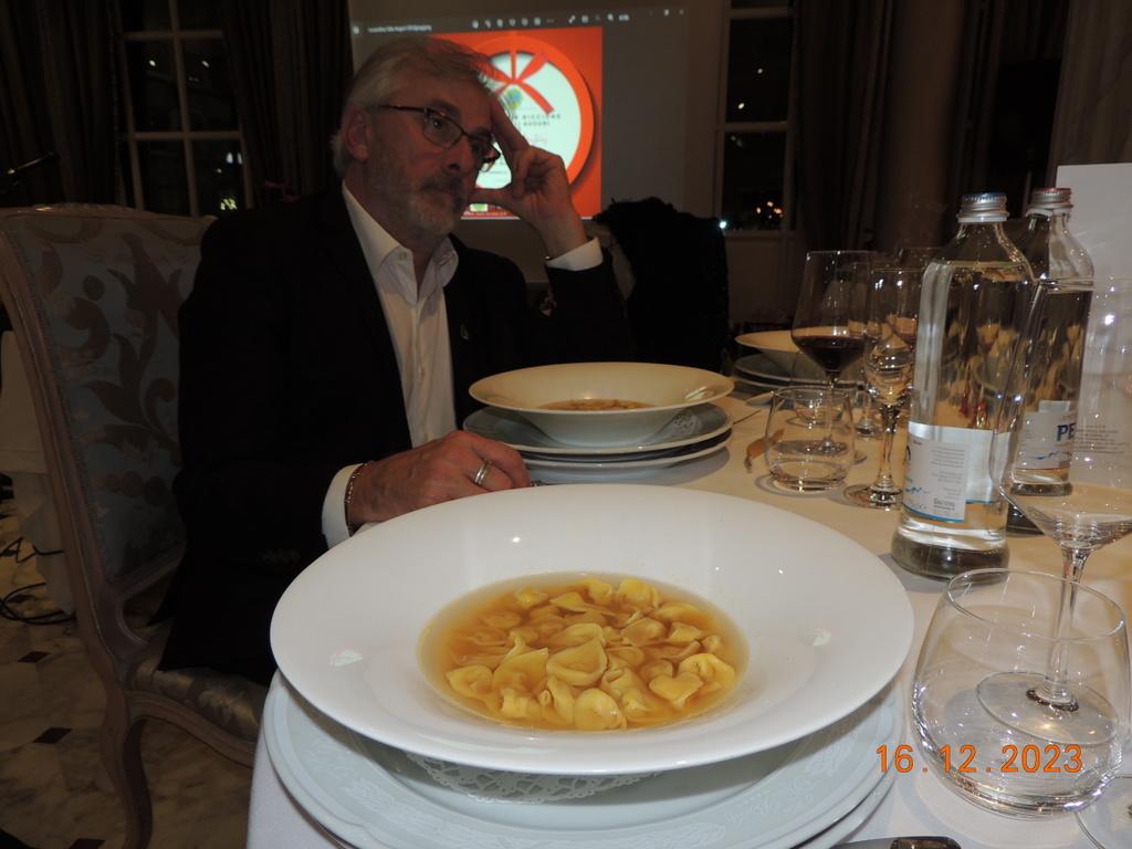 Foto n.121 - (Cliccare per chiudere la finestra)