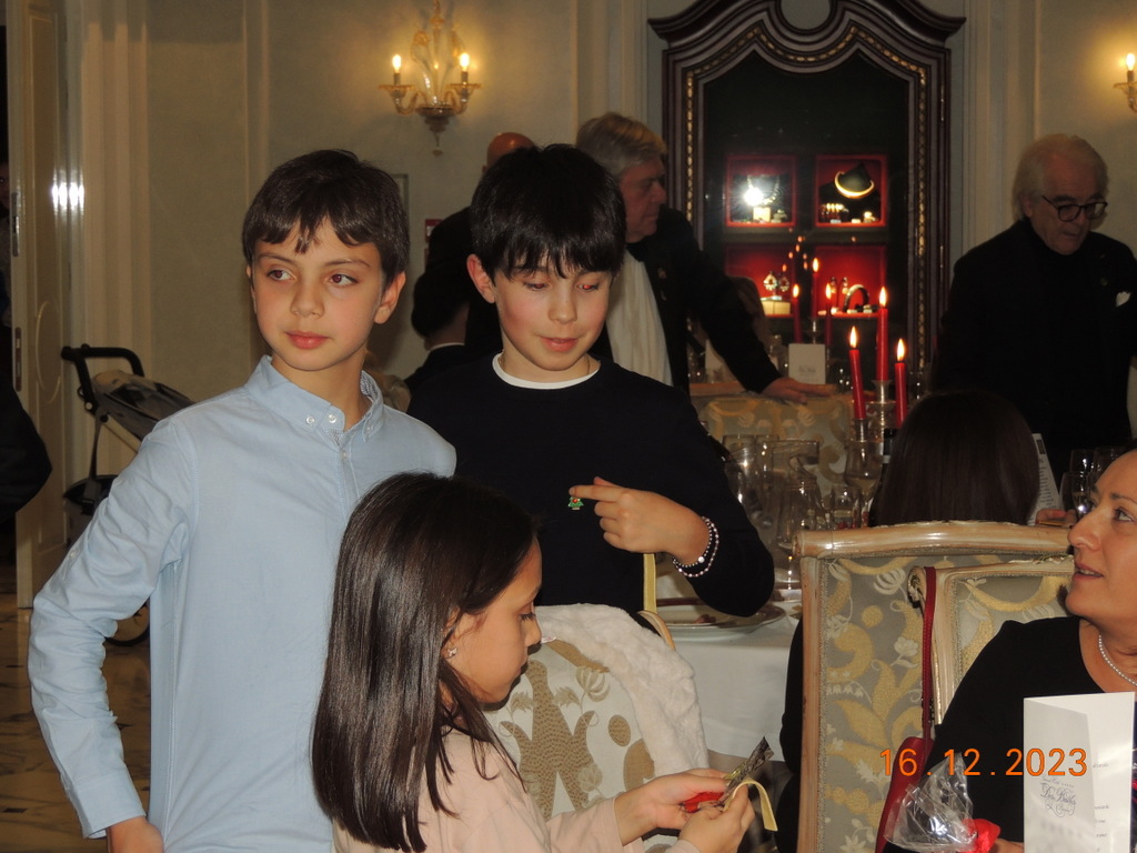 Foto n.145 - (Cliccare per chiudere la finestra)