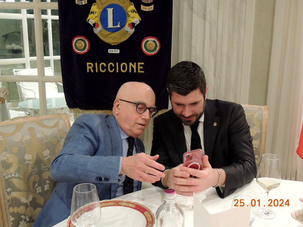 Foto n.28 - (Cliccare per chiudere la finestra)