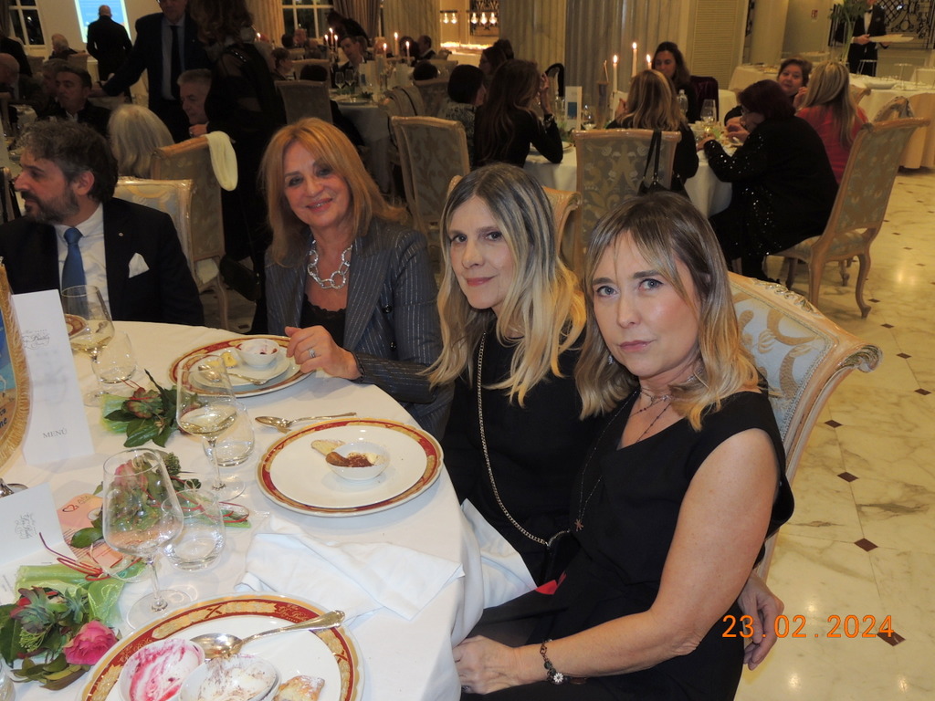 Foto n.16 - (Cliccare per chiudere la finestra)
