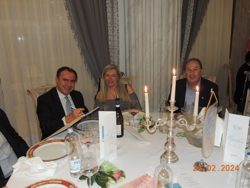 Foto n.18 - (Cliccare per chiudere la finestra)