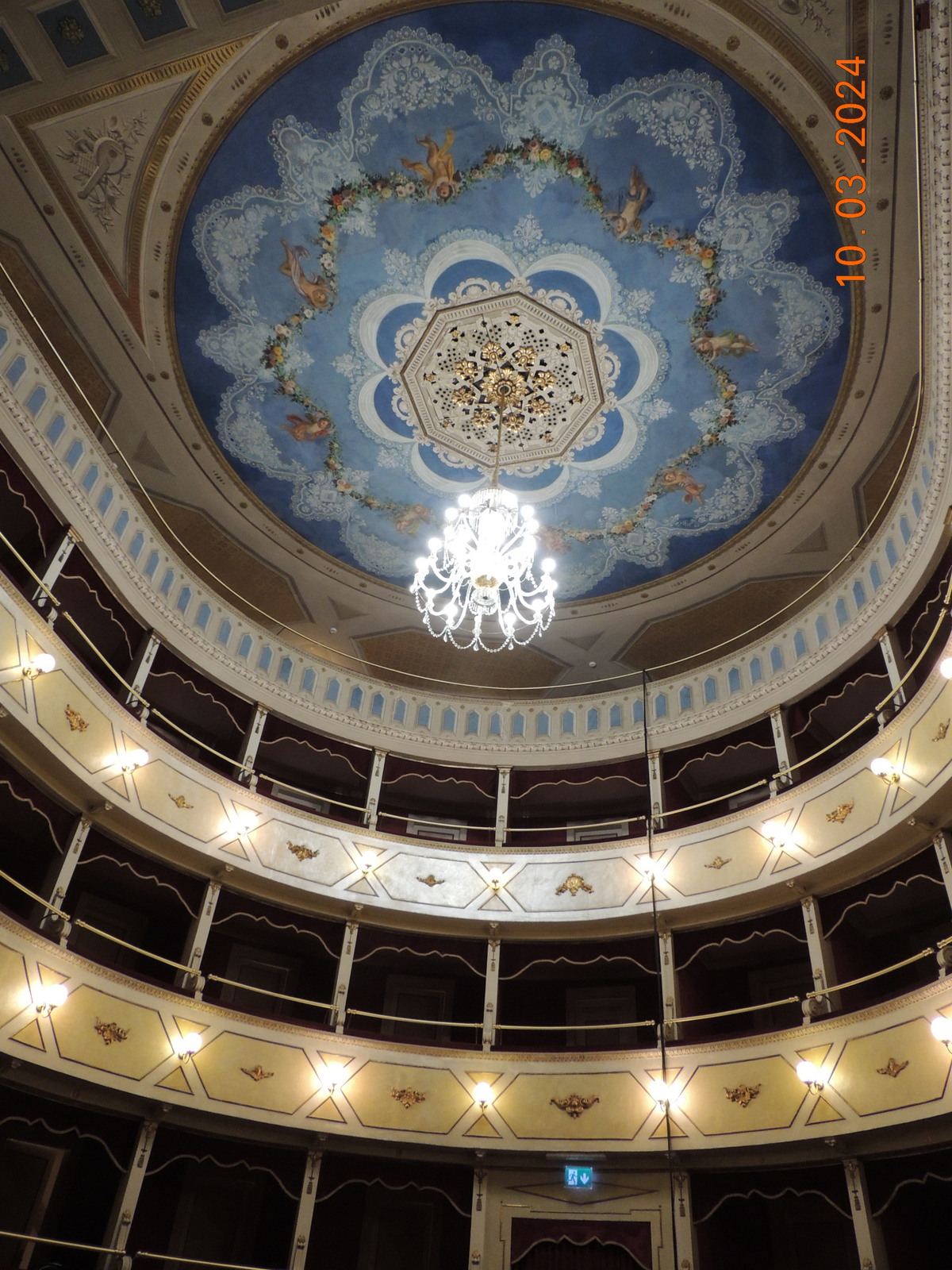 Foto n.46 - (Cliccare per chiudere la finestra)
