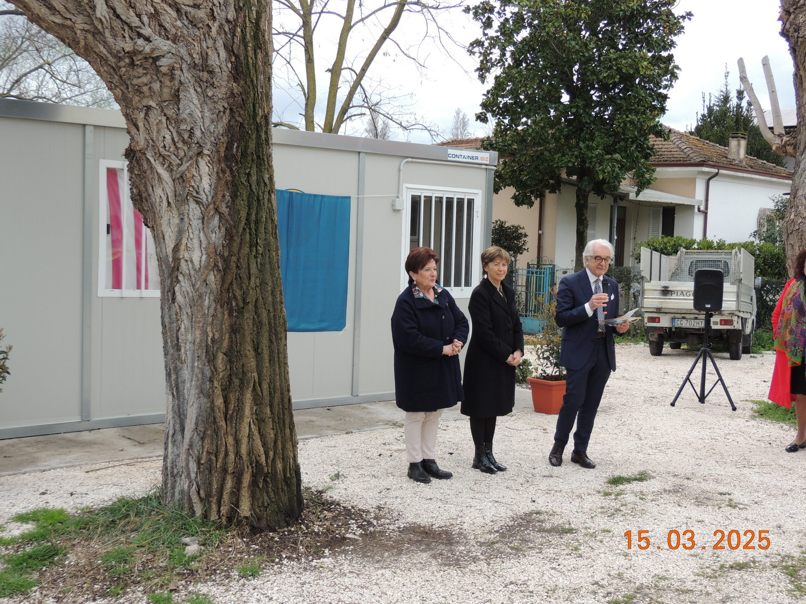 Foto n.4 - (Cliccare per chiudere la finestra)