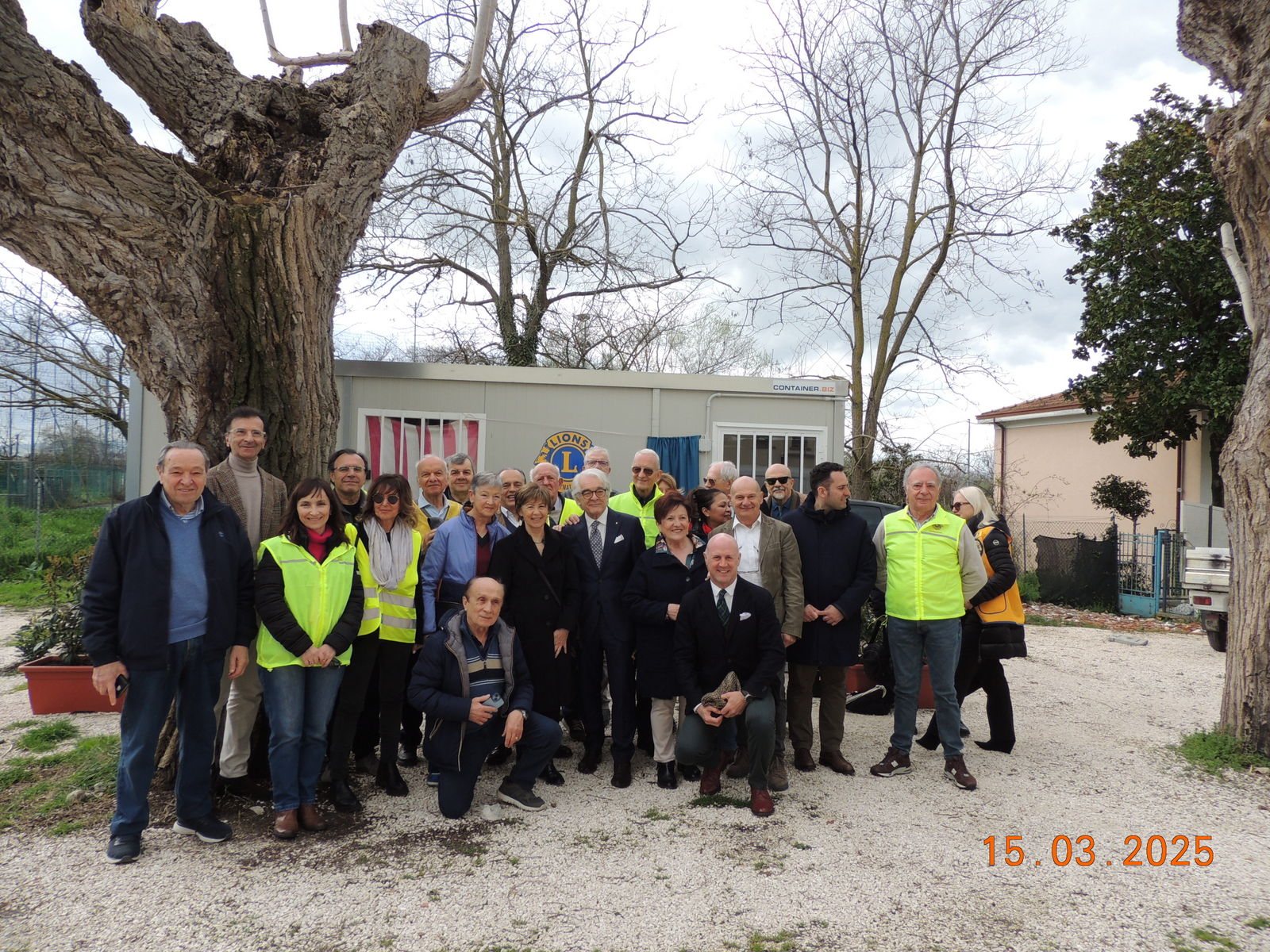 Foto n.29 - (Cliccare per chiudere la finestra)