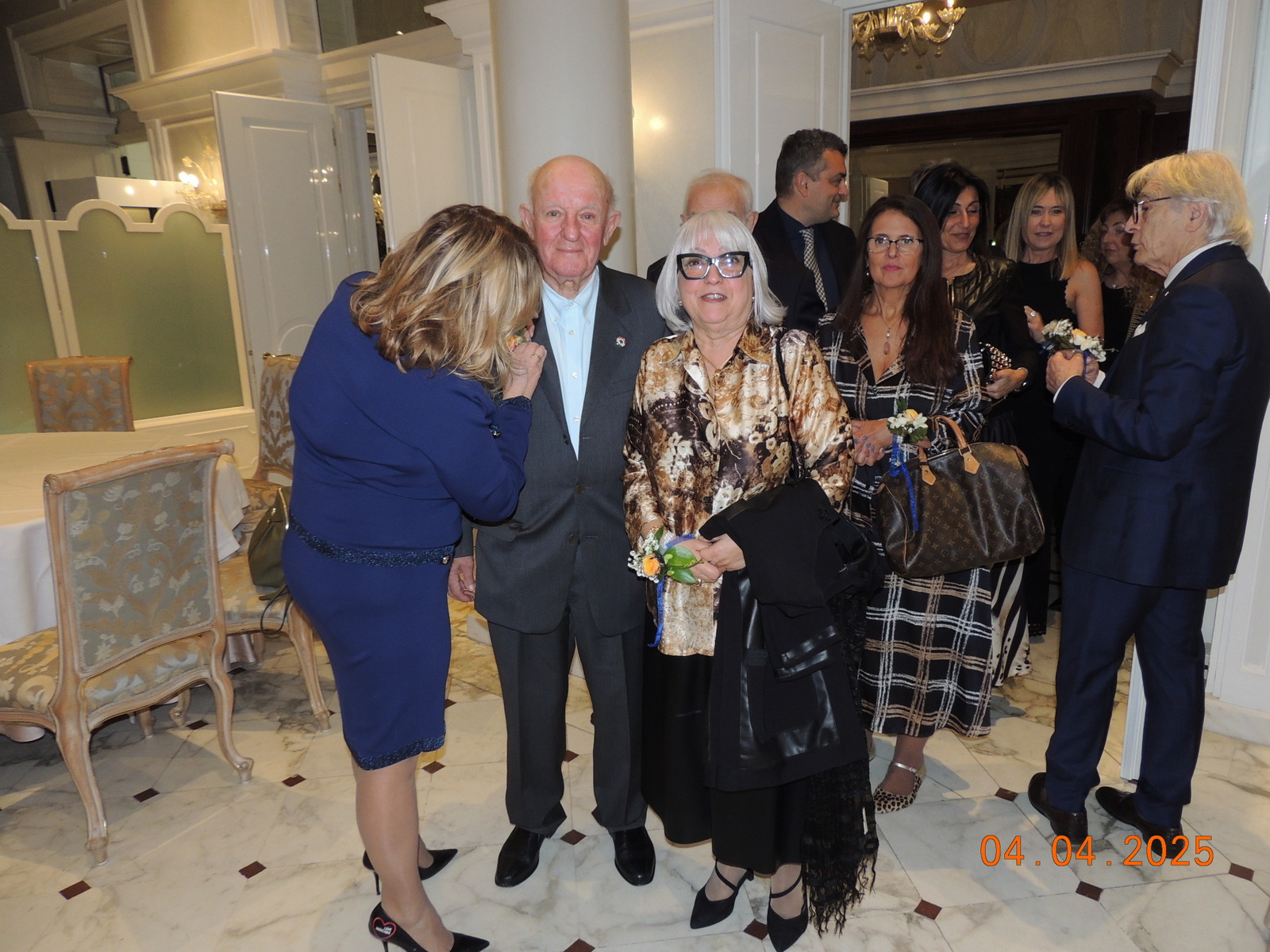 Foto n.5 - (Cliccare per chiudere la finestra)