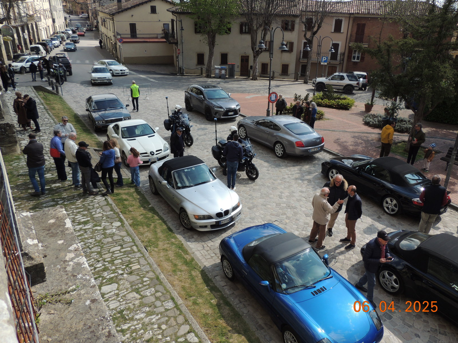 Foto n.77 - (Cliccare per chiudere la finestra)
