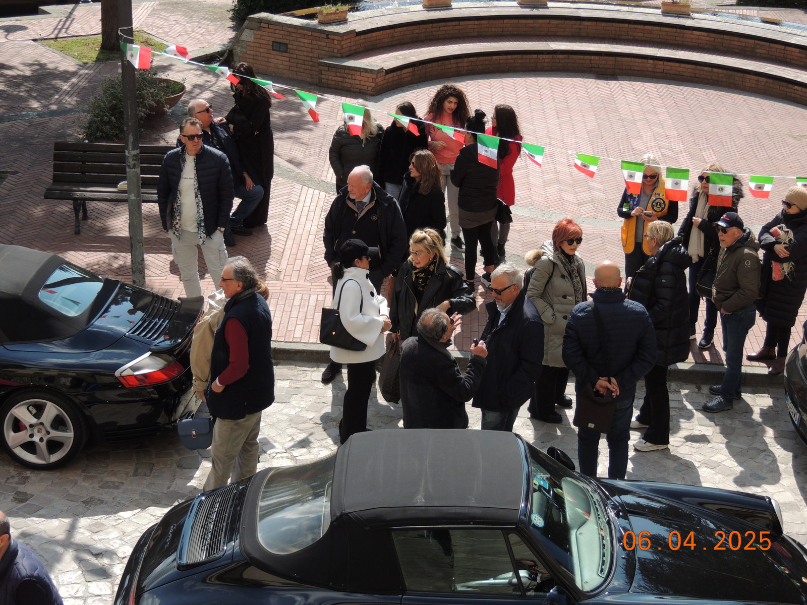 Foto n.85 - (Cliccare per chiudere la finestra)