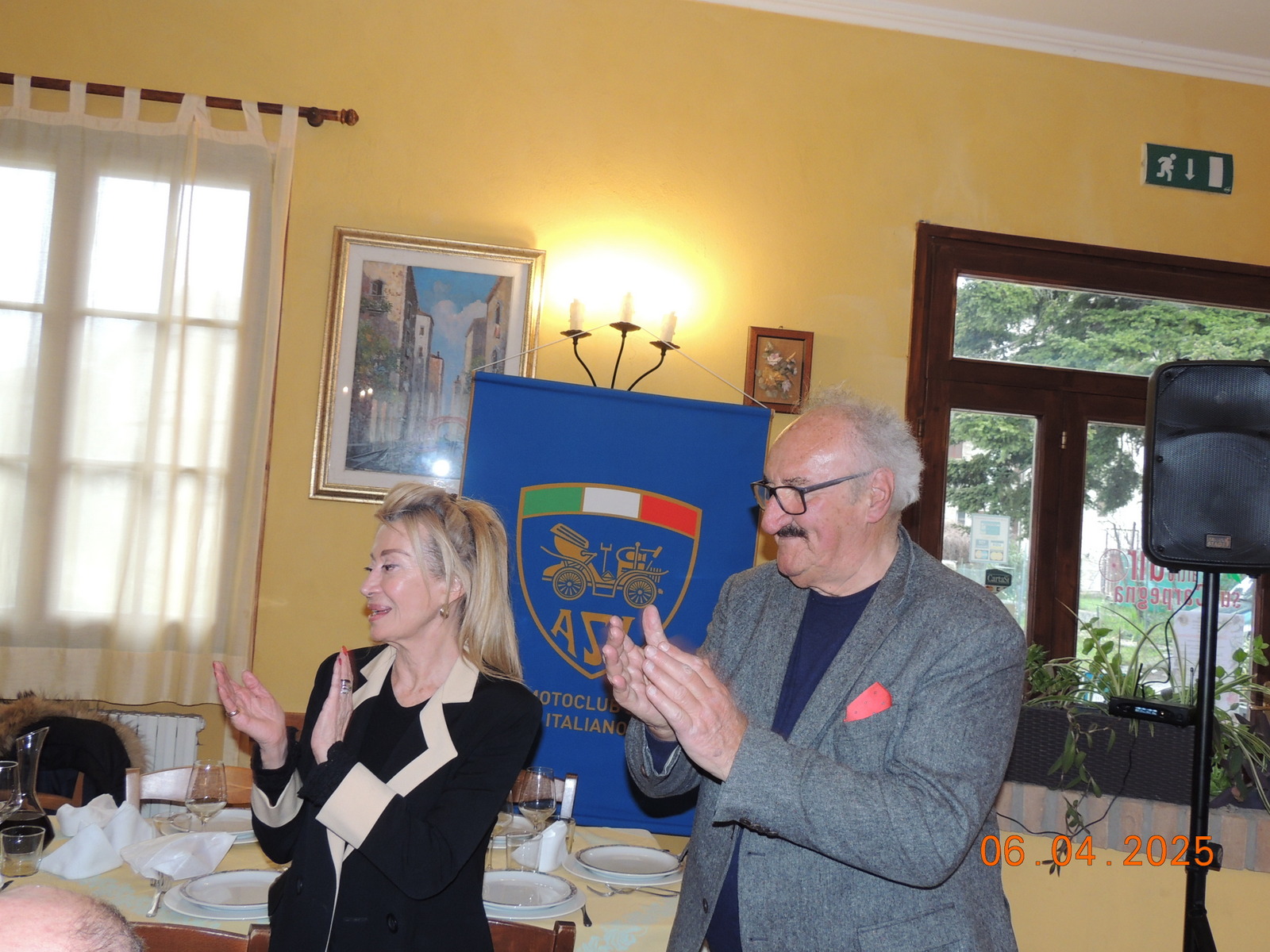Foto n.128 - (Cliccare per chiudere la finestra)