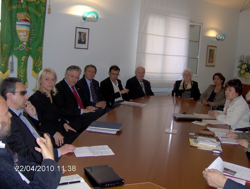 Foto n.4 - (Cliccare per chiudere la finestra)