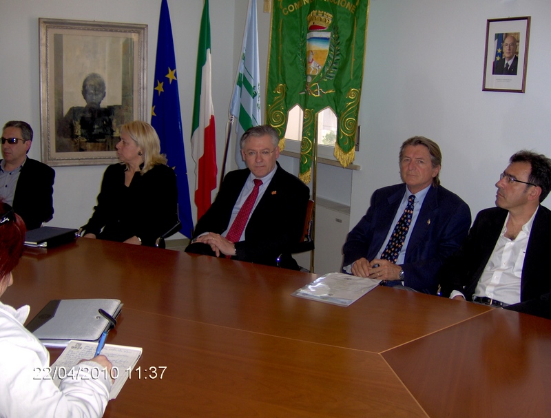 Foto n.5 - (Cliccare per chiudere la finestra)