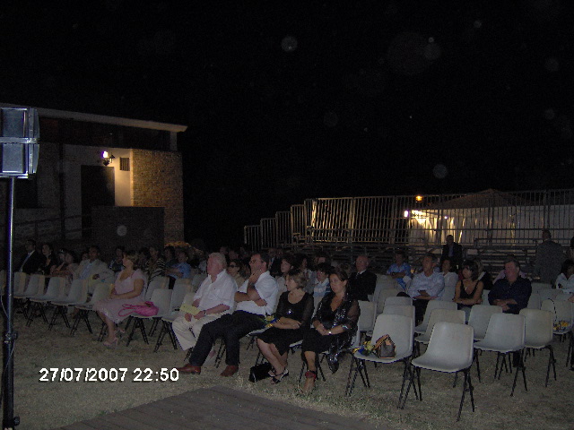 Foto n.2 - (Cliccare per chiudere la finestra)