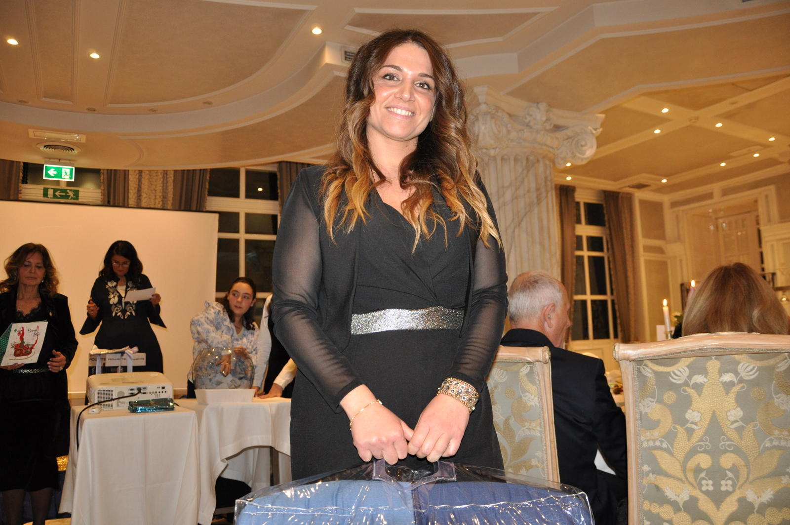 Foto n.98 - (Cliccare per chiudere la finestra)