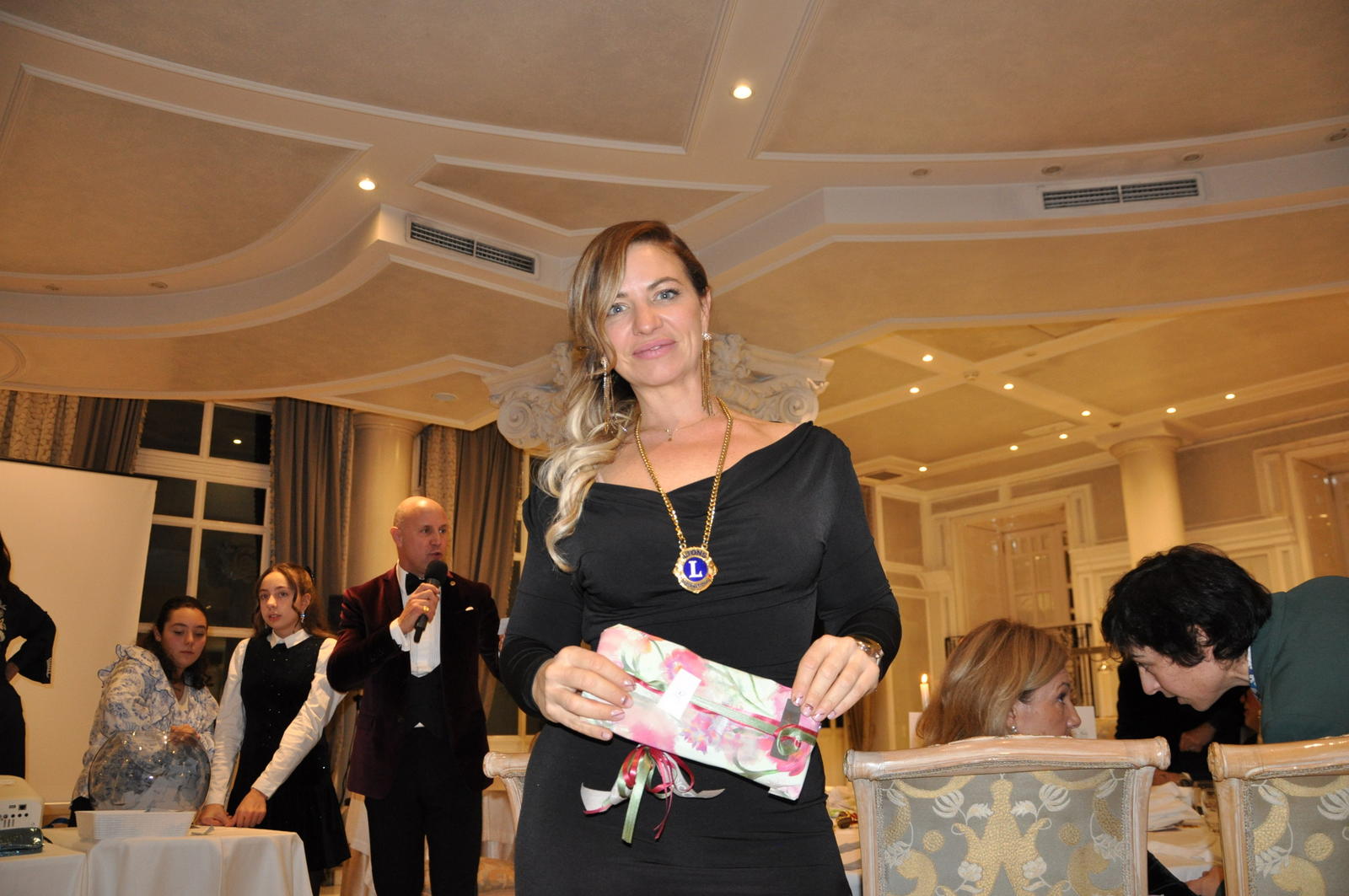 Foto n.101 - (Cliccare per chiudere la finestra)