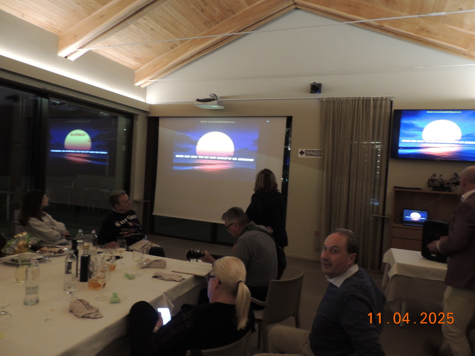 Foto n.10 - (Cliccare per chiudere la finestra)