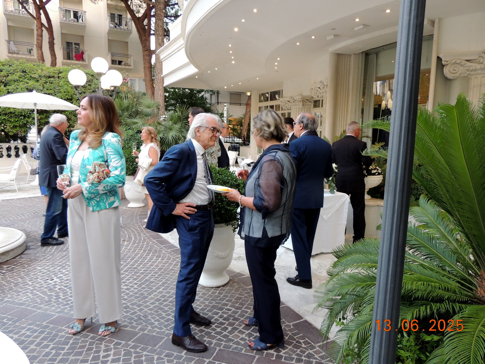 Foto n.3 - (Cliccare per chiudere la finestra)