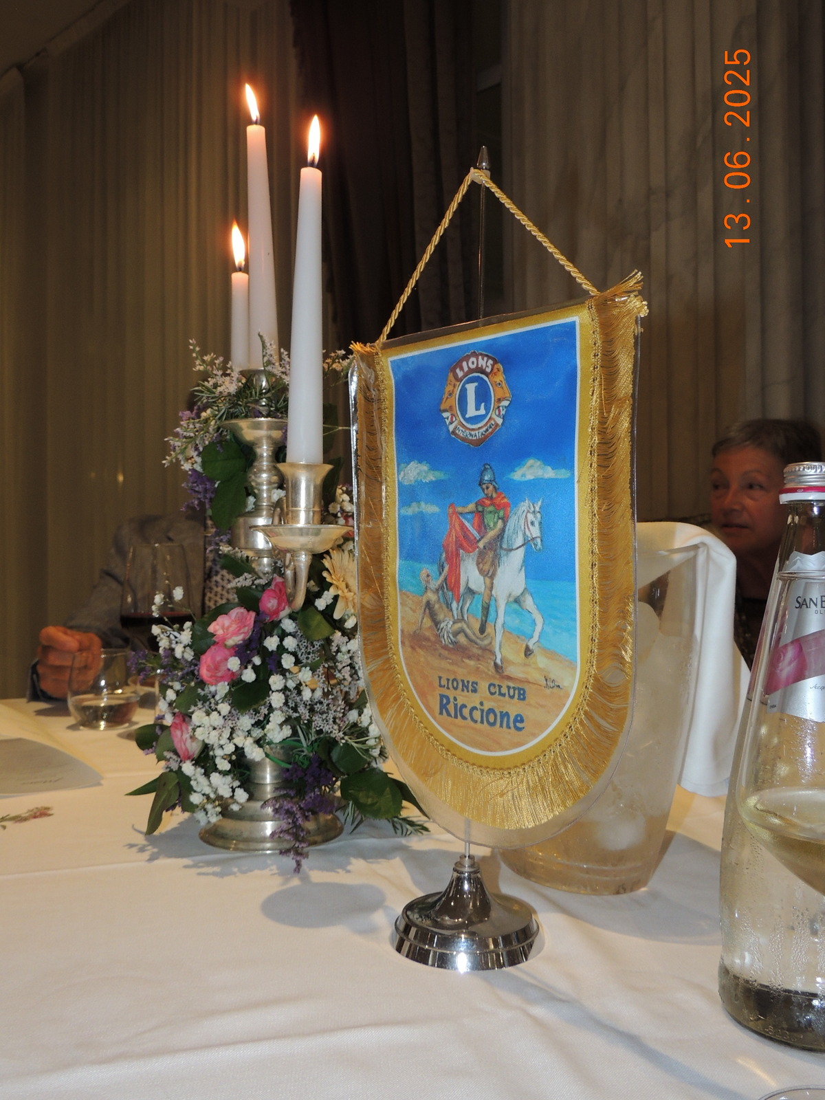 Foto n.25 - (Cliccare per chiudere la finestra)