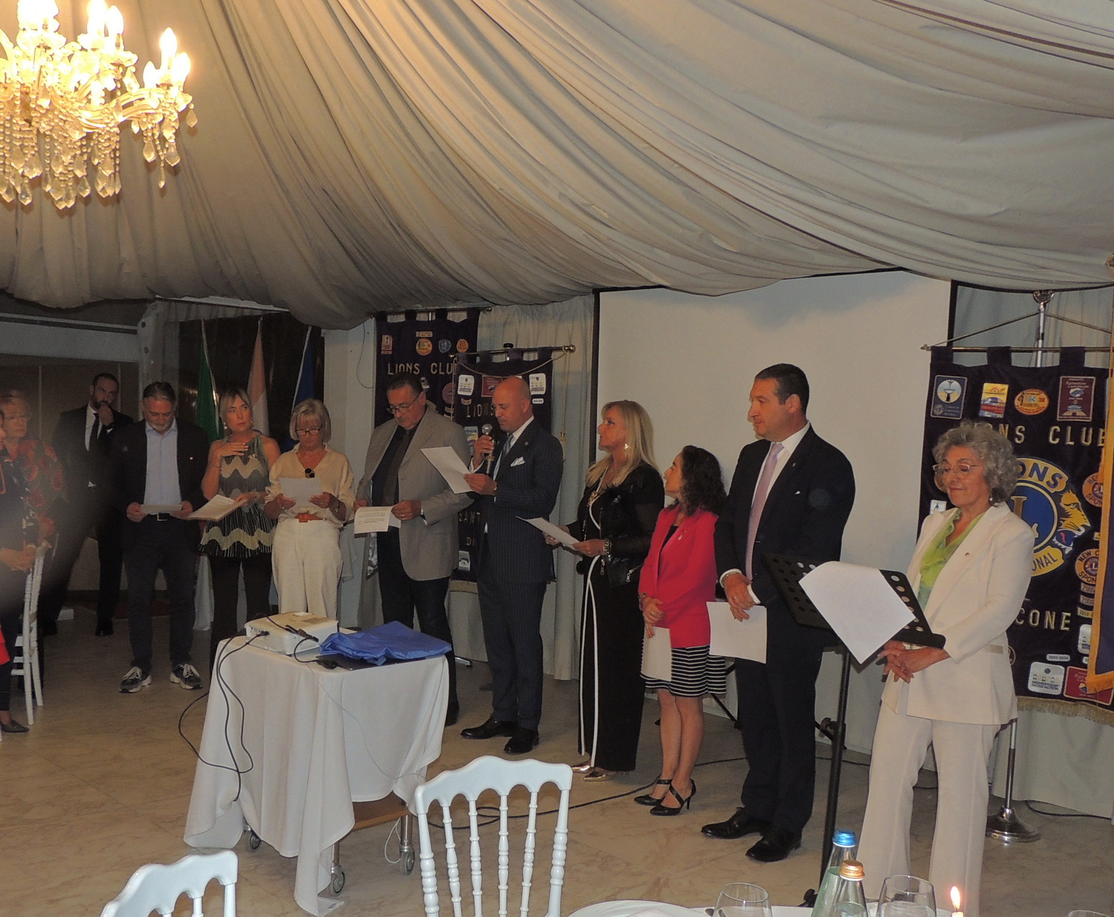 Foto n.2 - (Cliccare per chiudere la finestra)