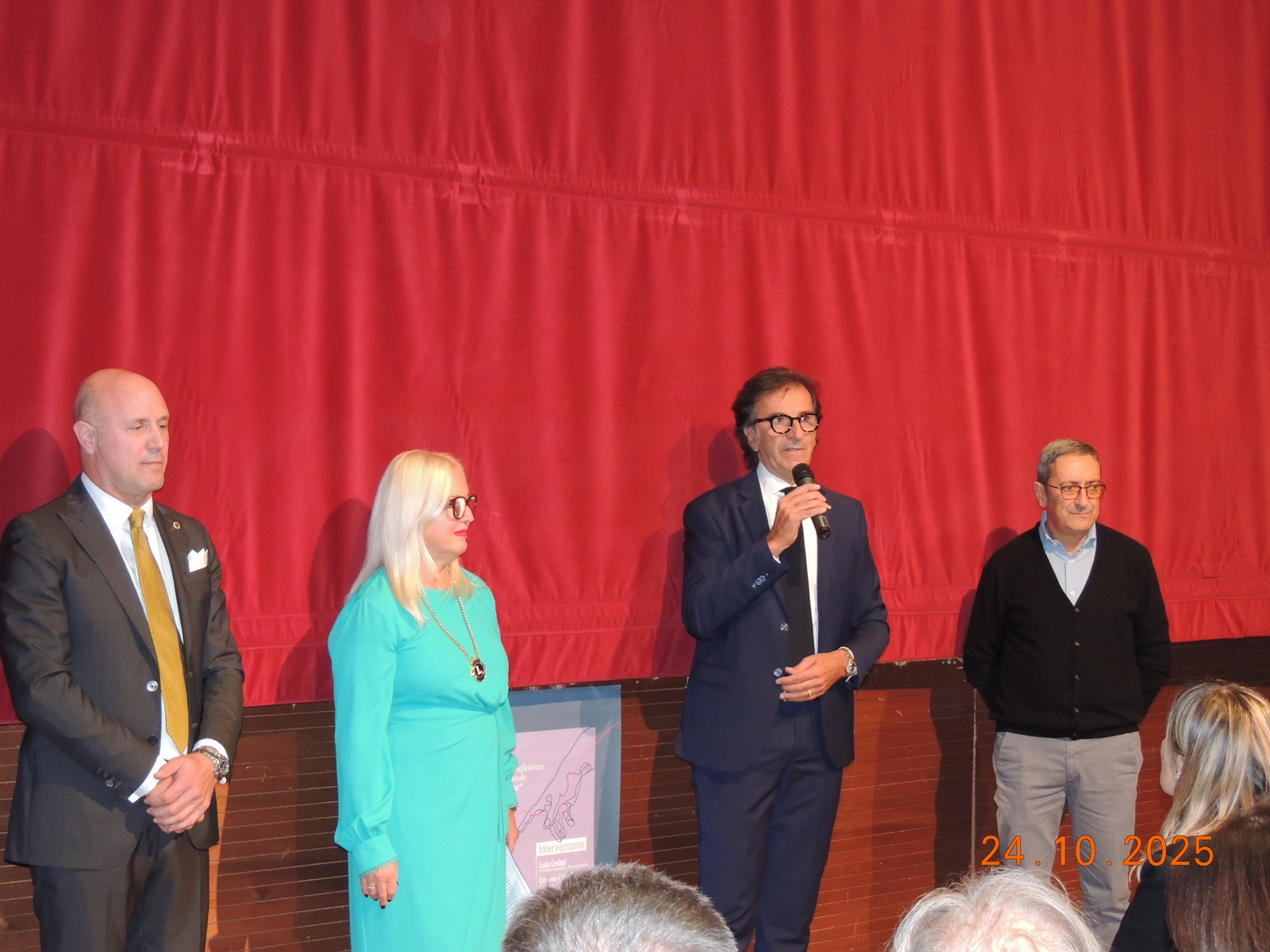 Foto n.4 - (Cliccare per chiudere la finestra)