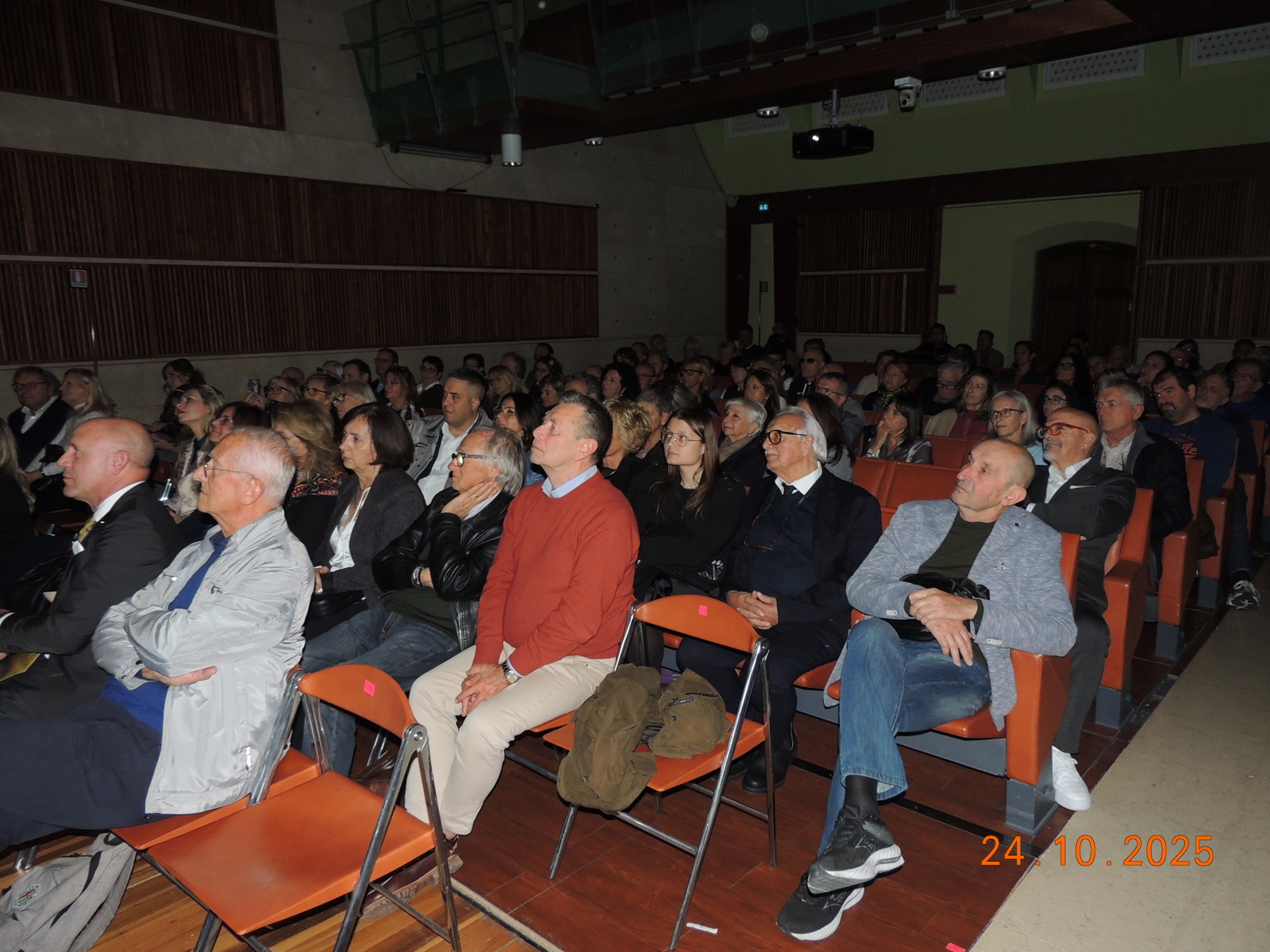 Foto n.20 - (Cliccare per chiudere la finestra)